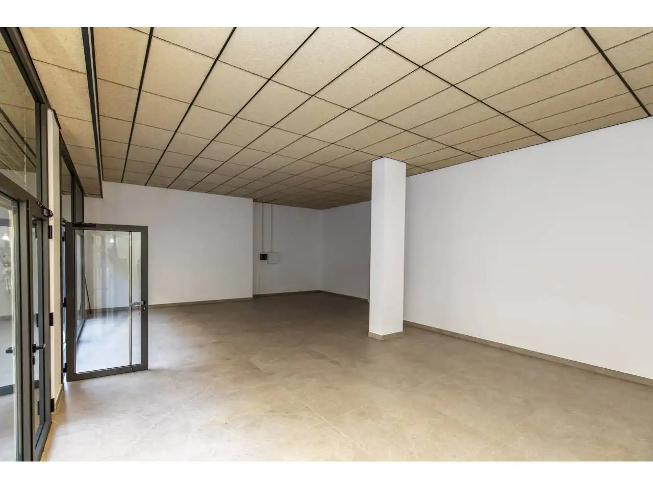 Local comercial de lloguer a Paseo Muntanya 127, imagen 5