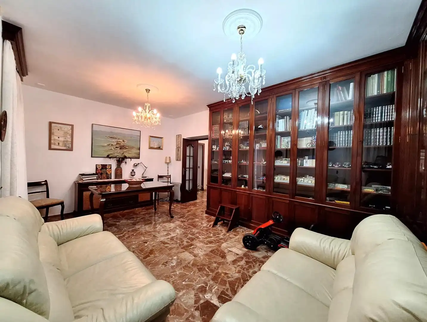 Sala d'estar de Pis en venda en Cádiz amb Balcó