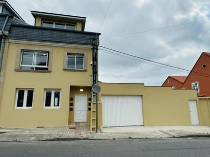 Exterior view of Single-family semi-detached for sale in Culleredo