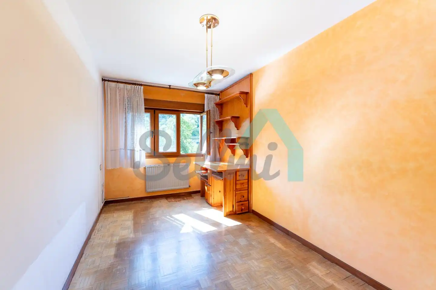 Bedroom of Flat for sale in San Martín del Rey Aurelio  with Heating, Parquet flooring and Storage room