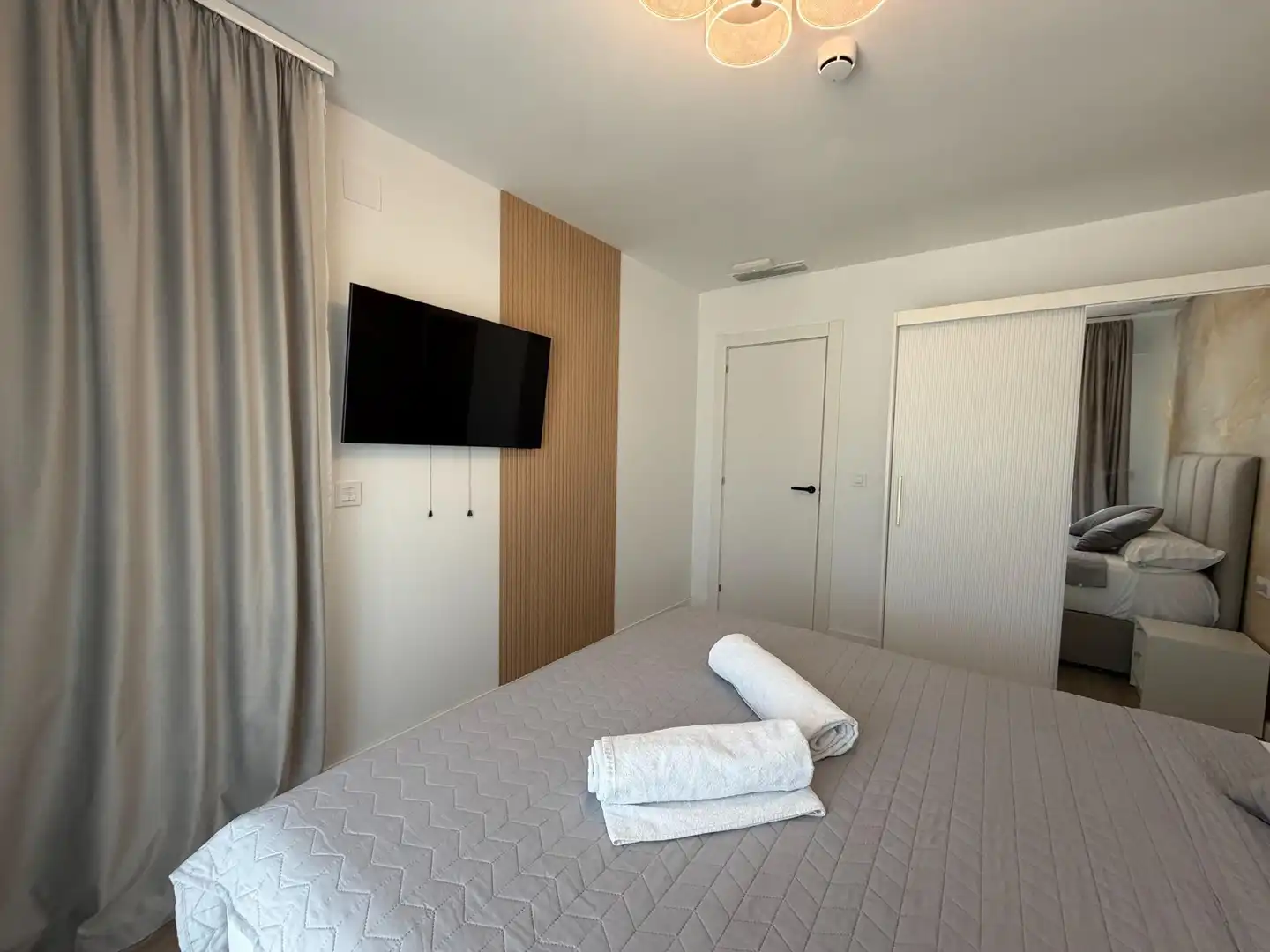 Bedroom of Buildings for sale in Alicante / Alacant