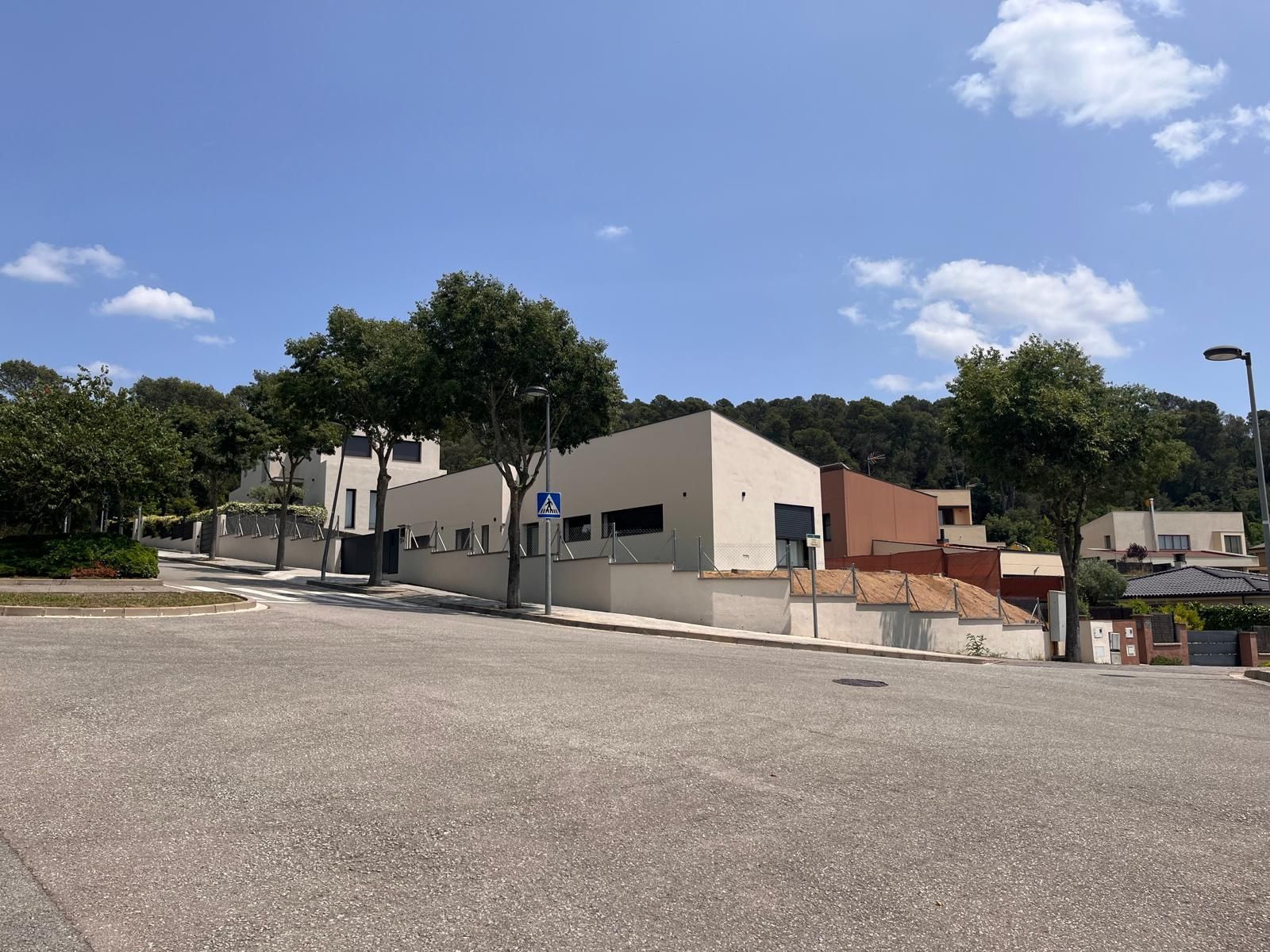 Vista exterior de Casa o xalet en venda en La Roca del Vallès amb Aire condicionat
