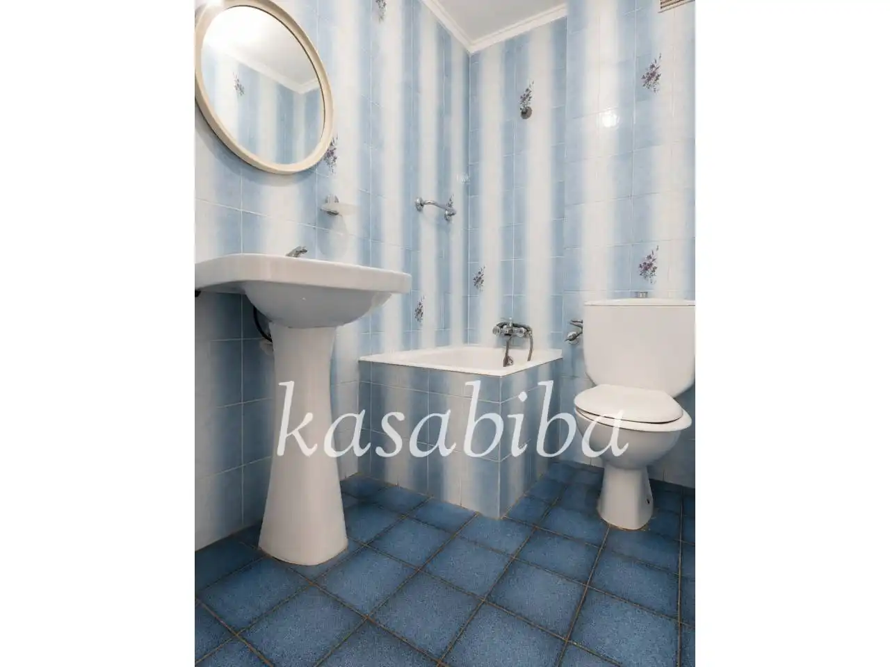 Flat for sale in Calle RIBARROJA, Centro Ciudad