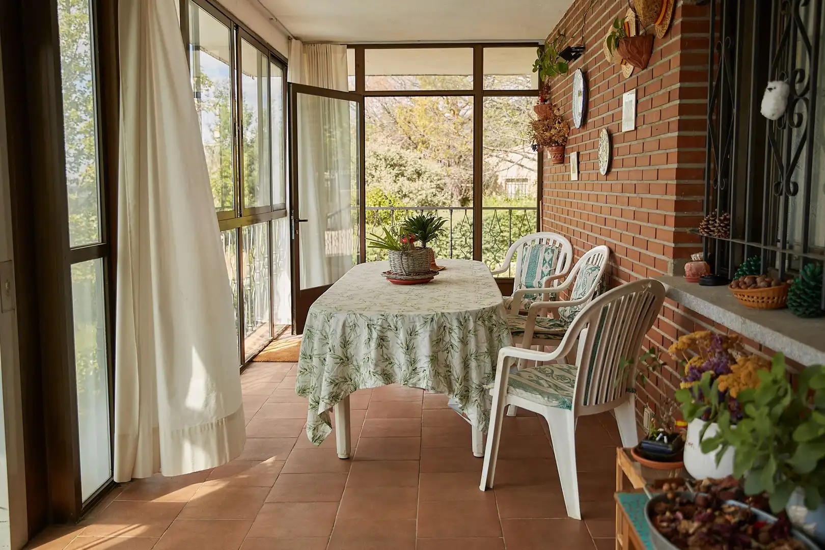 Terrace of Houses for sale in Miraflores de la Sierra  with Air Conditioner, Heating and Private garden