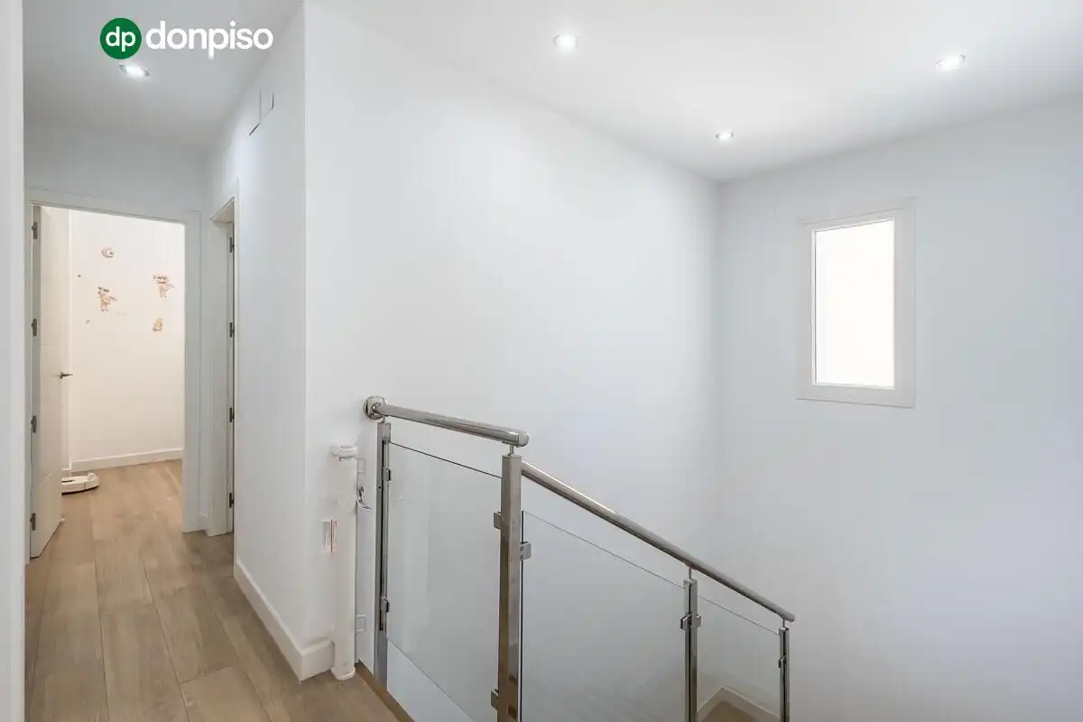 Detached homes for sale in Churriana de la Vega  with Air Conditioner