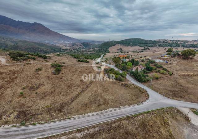 Terreno industrial en Venta en Casares pueblo