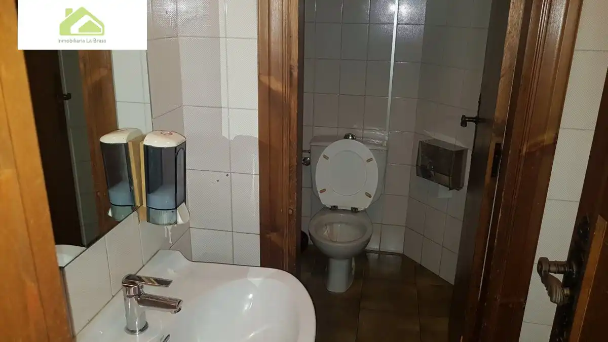 Local comercial en venda a Casco Antiguo, imagen 33