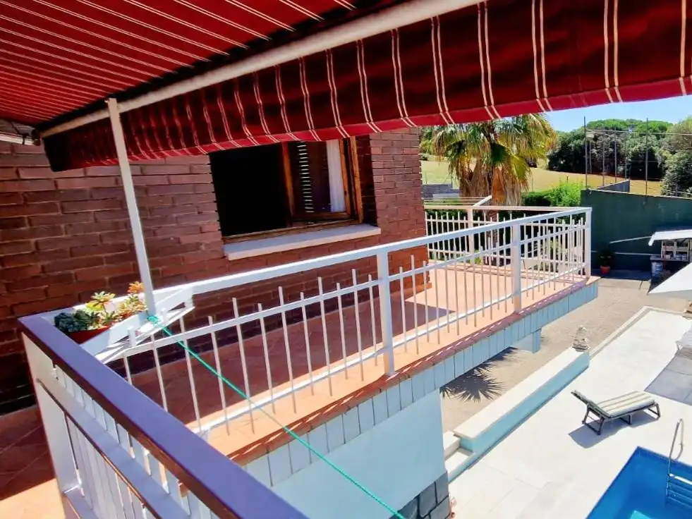 Terraza de Casa o chalet en venta en Lliçà d'Amunt con Calefacción y Jardín privado