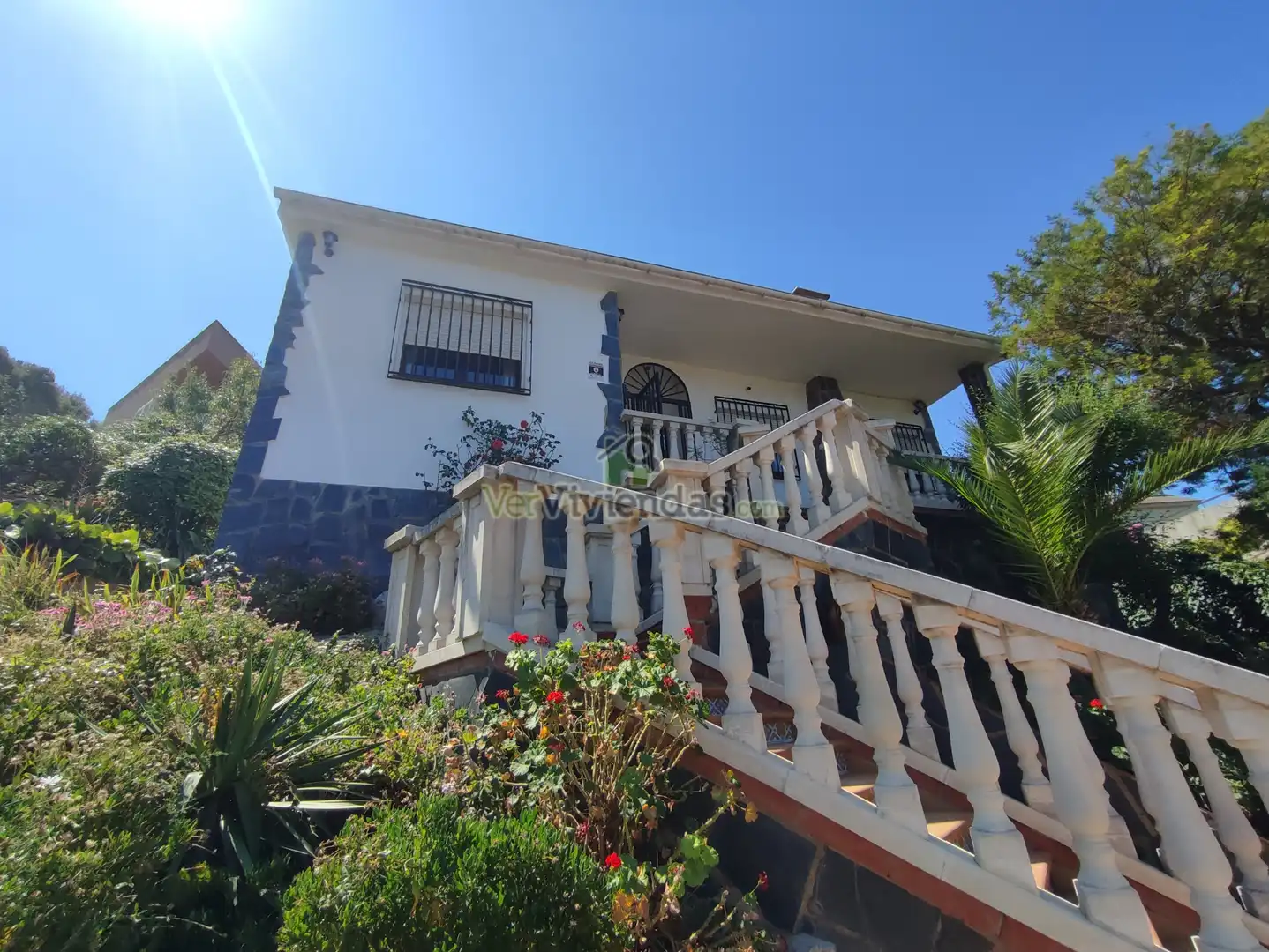Vista exterior de Casa o chalet en venta en Vallirana con Calefacción, Jardín privado y Terraza