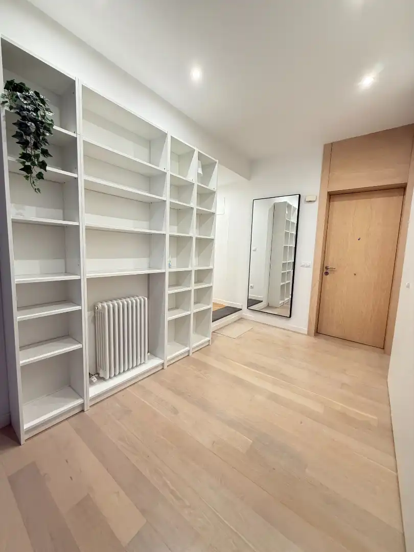 Piso en venta en Bilbao  con Calefacción, Terraza y Amueblado