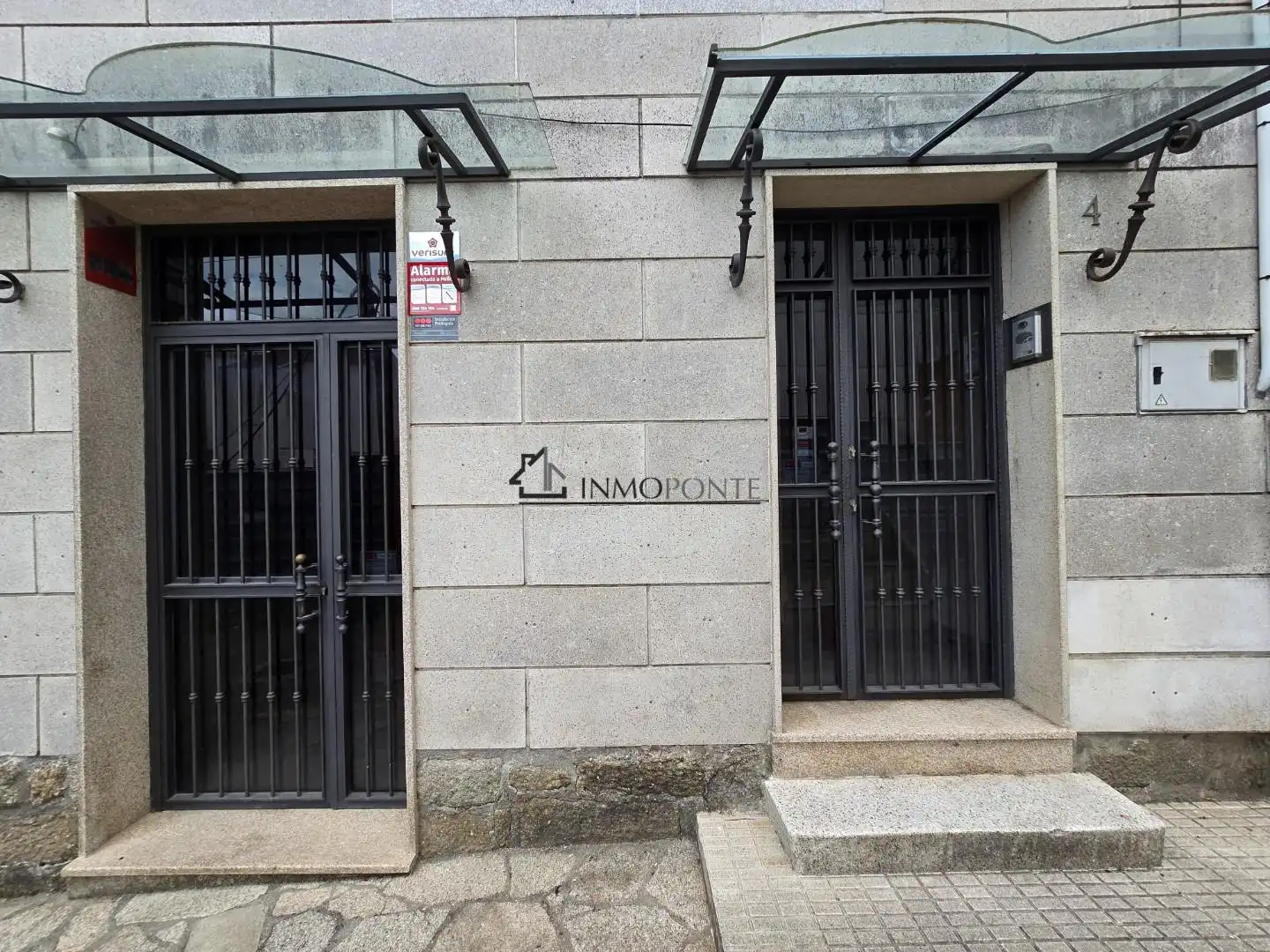 Vista exterior de Casa o chalet en venta en Pontevedra Capital  con Calefacción, Jardín privado y Terraza