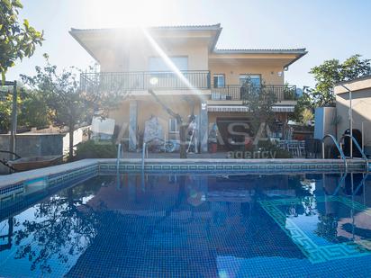 Piscina de Casa o xalet en venda en Bigues i Riells amb Terrassa i Balcó