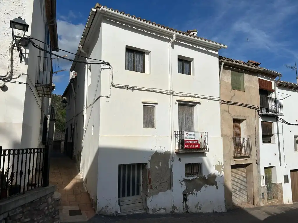 Vista exterior de Casa o xalet en venda en Vall de Almonacid