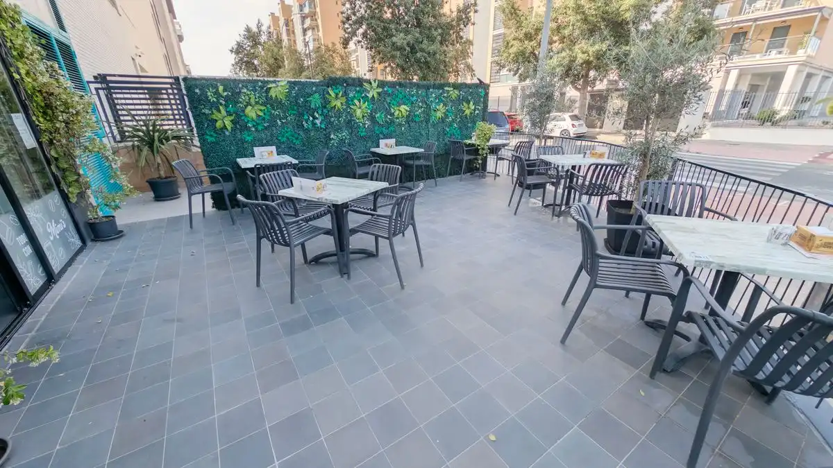 Local comercial en venta en Avenida Artista Remigio Soler López, imagen 8