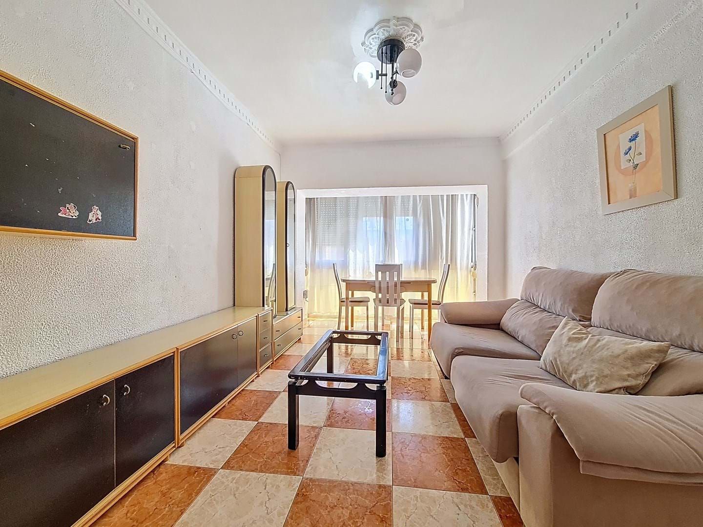 Sala d'estar de Pis en venda en La Línea de la Concepción amb Terrassa