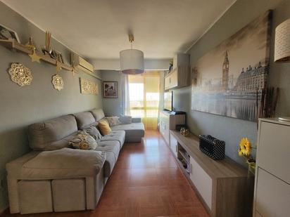 Living room of Flat for sale in Málaga Capital  with Air Conditioner, Heating and Oven