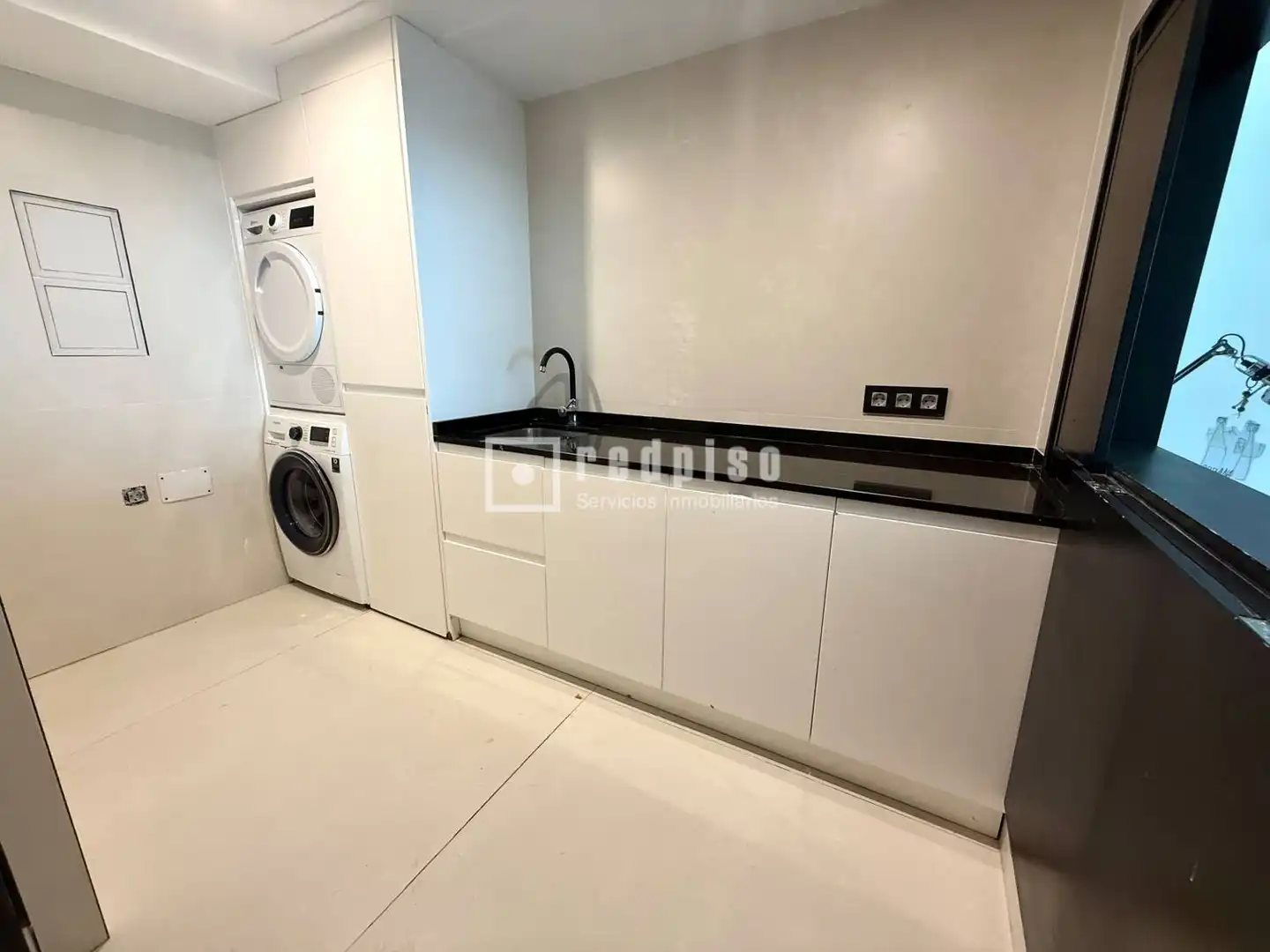 Cocina de Casa o chalet de alquiler en La Moraleja con Aire acondicionado, Calefacción y Jardín privado
