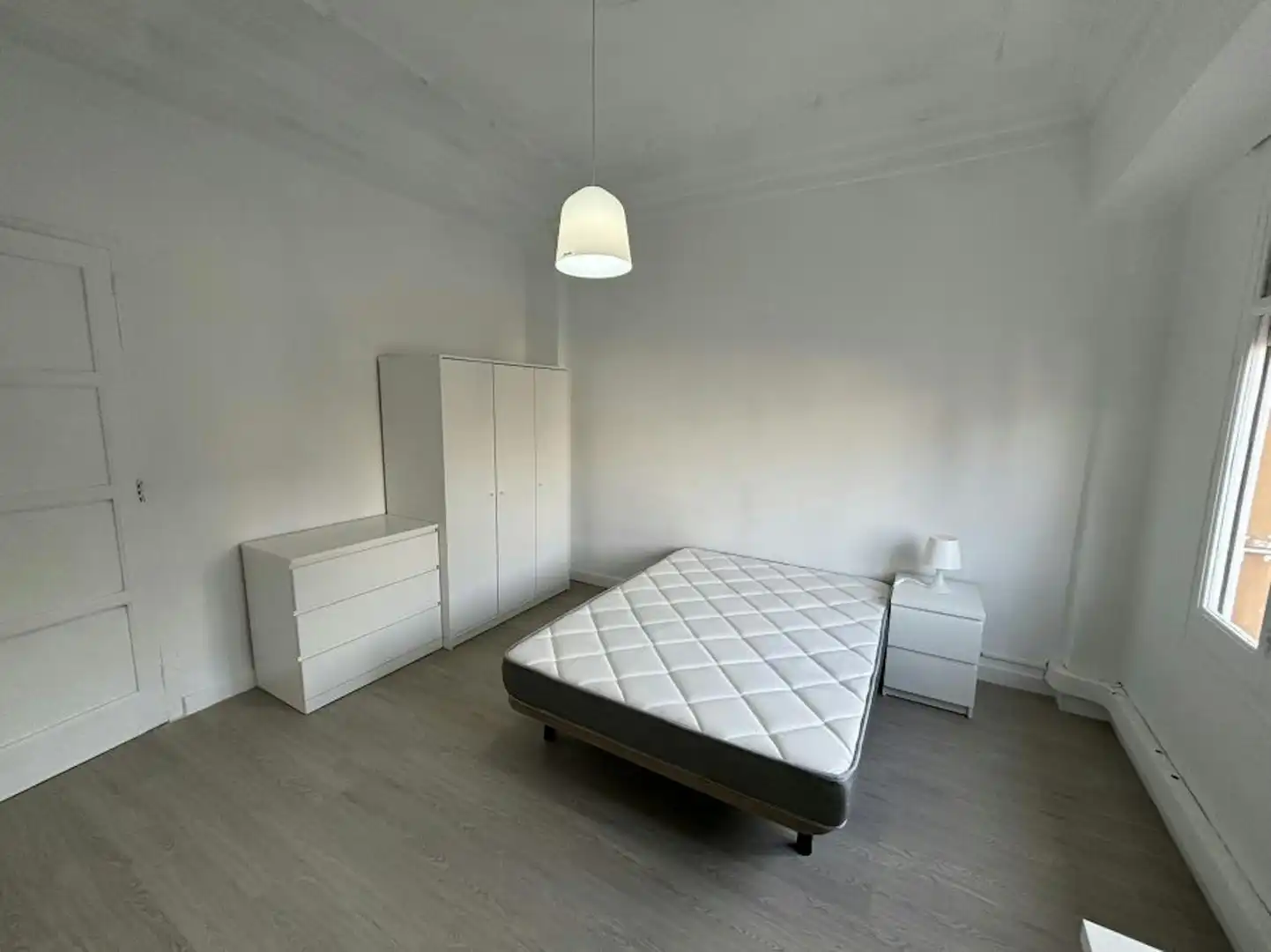 Habitación de Piso para compartir en Valencia con Aire acondicionado, Calefacción y Lavadora