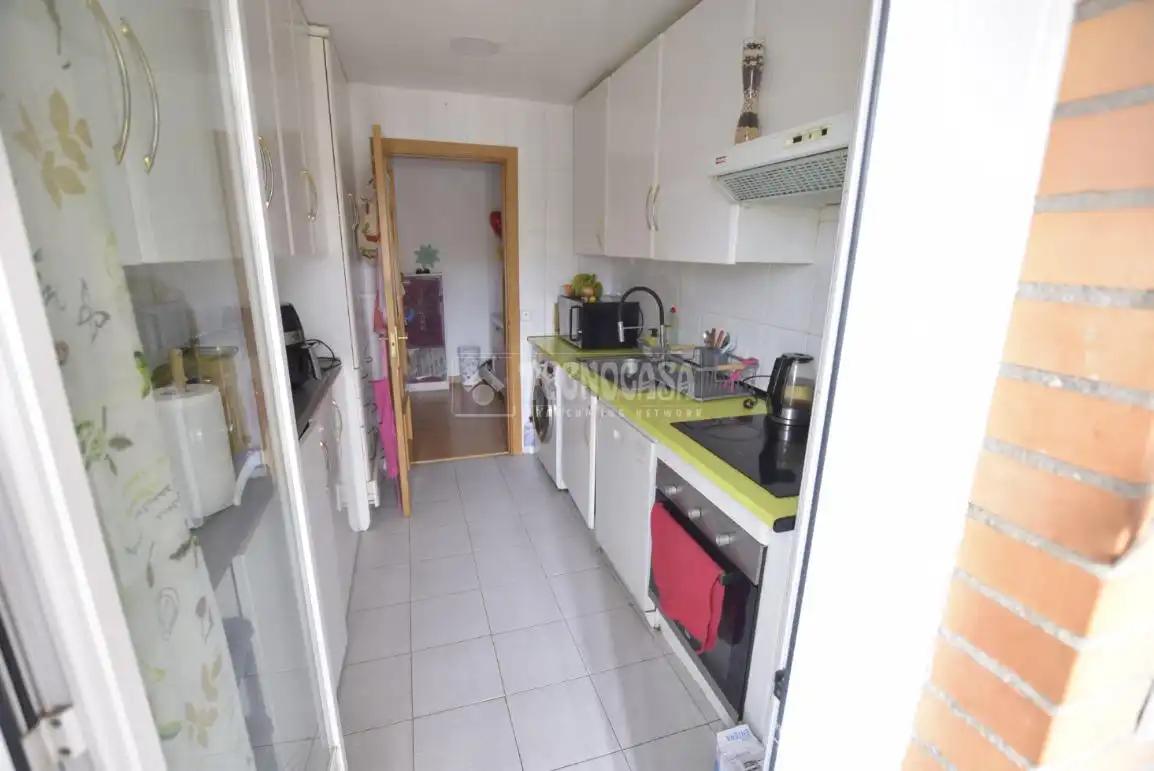 Küche von Wohnung zum Verkauf in Alcorcón mit Gemeinschaftspool