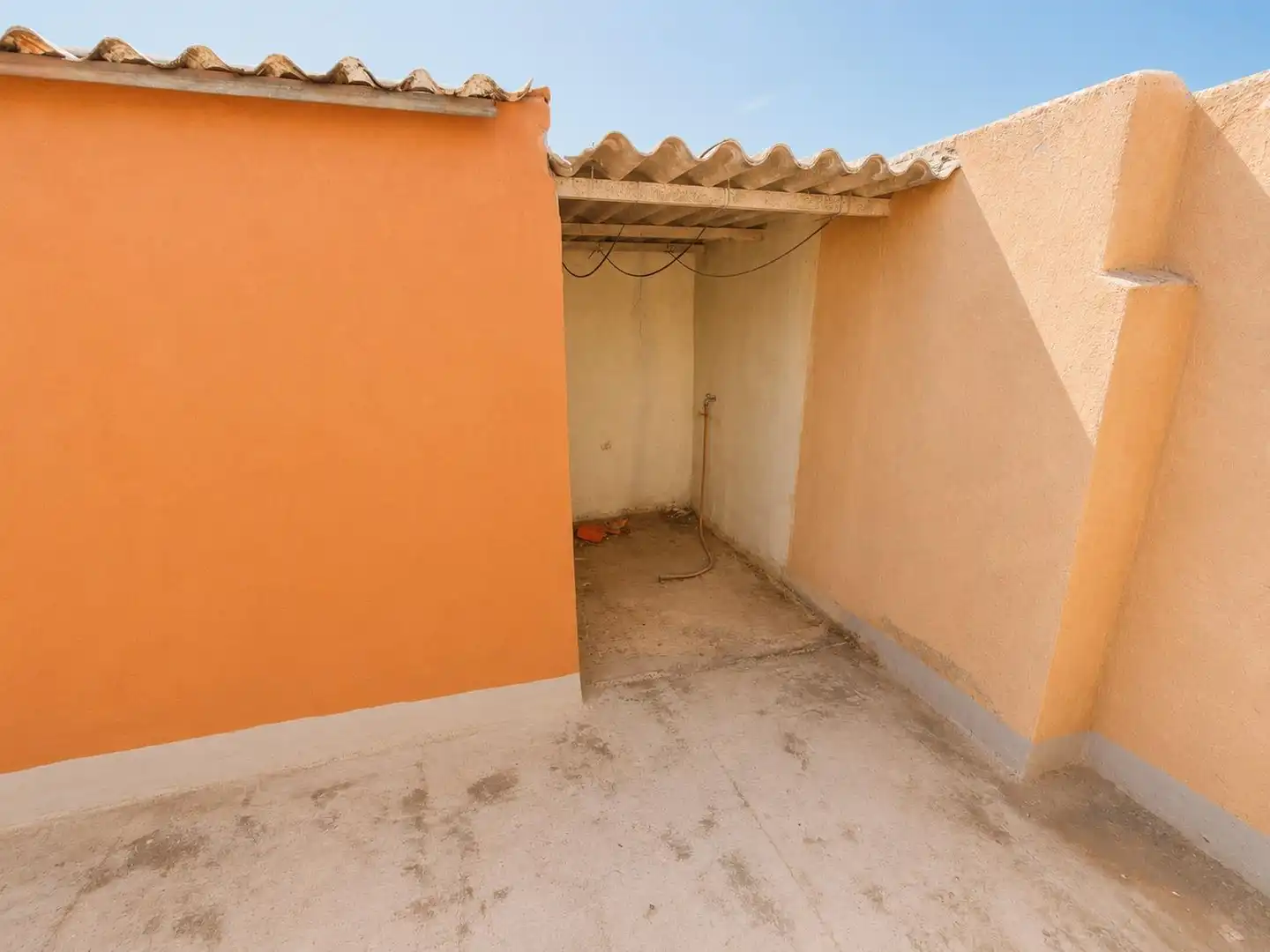 Vista exterior de Casa o xalet en venda en San Cristóbal de la Laguna amb Jardí privat, Terrassa i Alarma