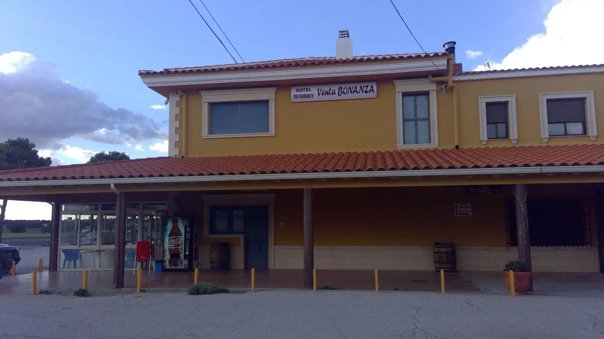 Vista exterior de Local en venda en Robledo