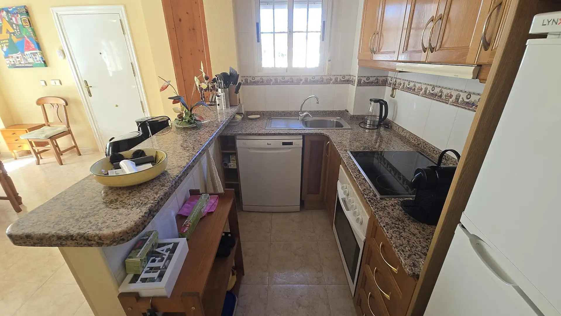 Cuina de Finca rústica en venda en Orihuela amb Jardí privat, Terrassa i Moblat