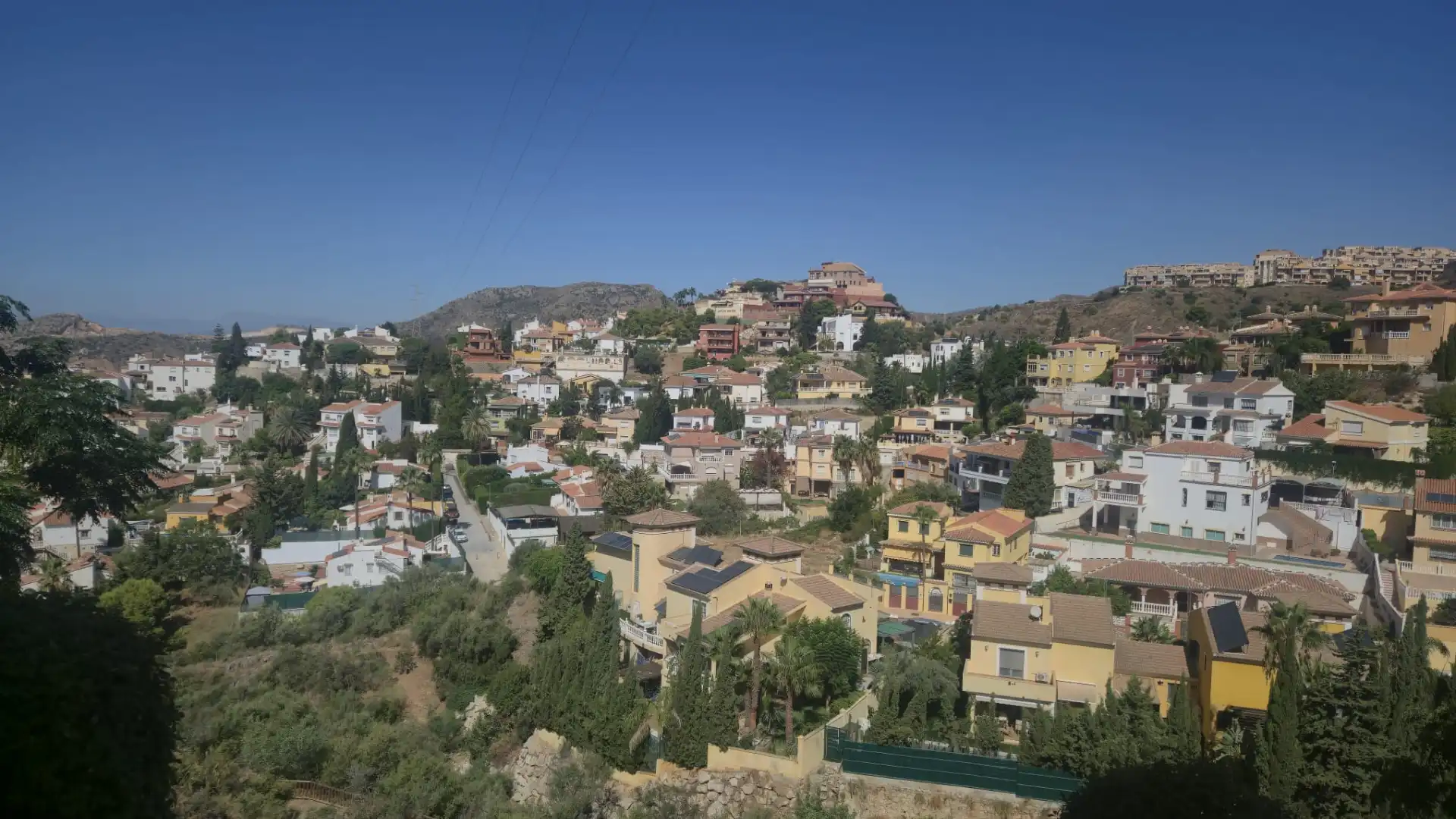 Vista exterior de Pis en venda en Rincón de la Victoria amb Jardí privat, Forn i Rentadora