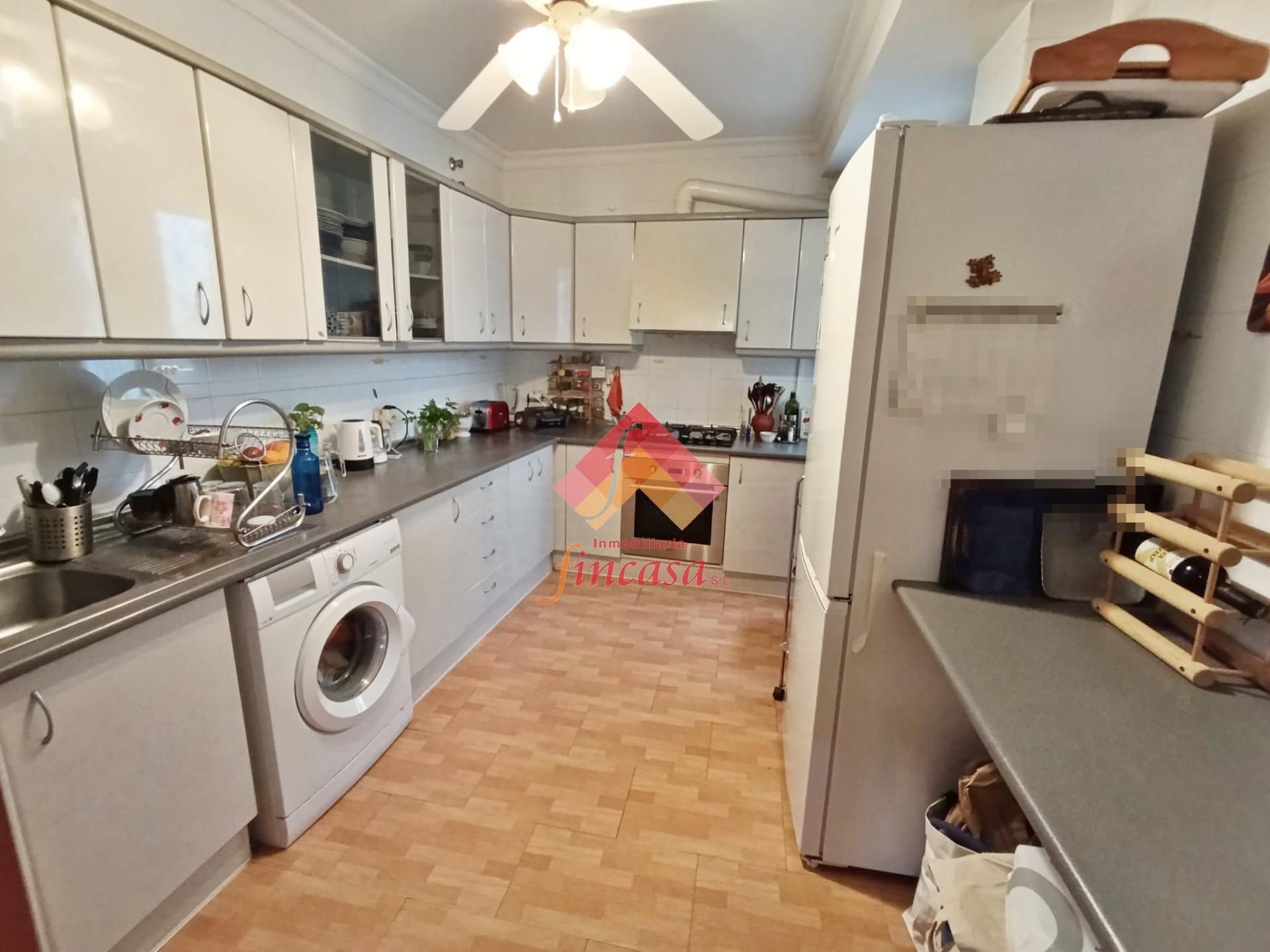 Kitchen of Flat for sale in Ronda  with Terrace and Storage room
