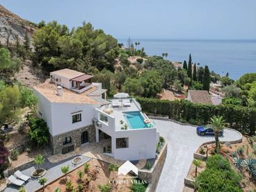 House with garden for sale in Cotobro