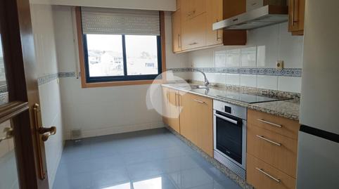 Photo 3 of Flat to rent in Barrocanes, Ourense Capital