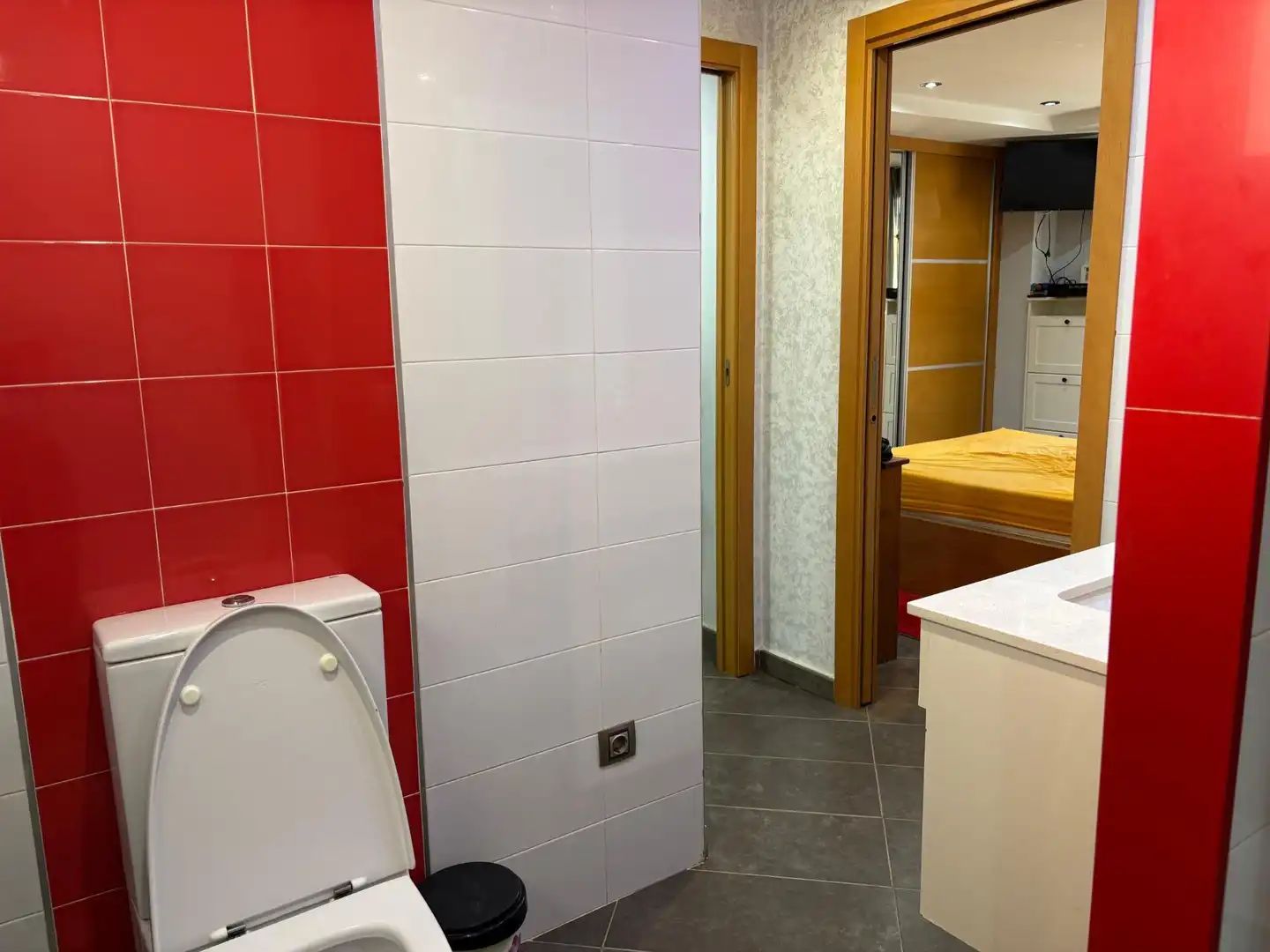 Baño de Piso en venta en Valencia con Aire acondicionado, Terraza y Balcón