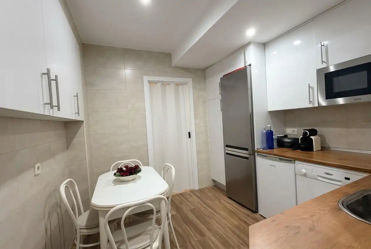 Cuina de Pis en venda en Madrid amb Aire condicionat i Calefacció