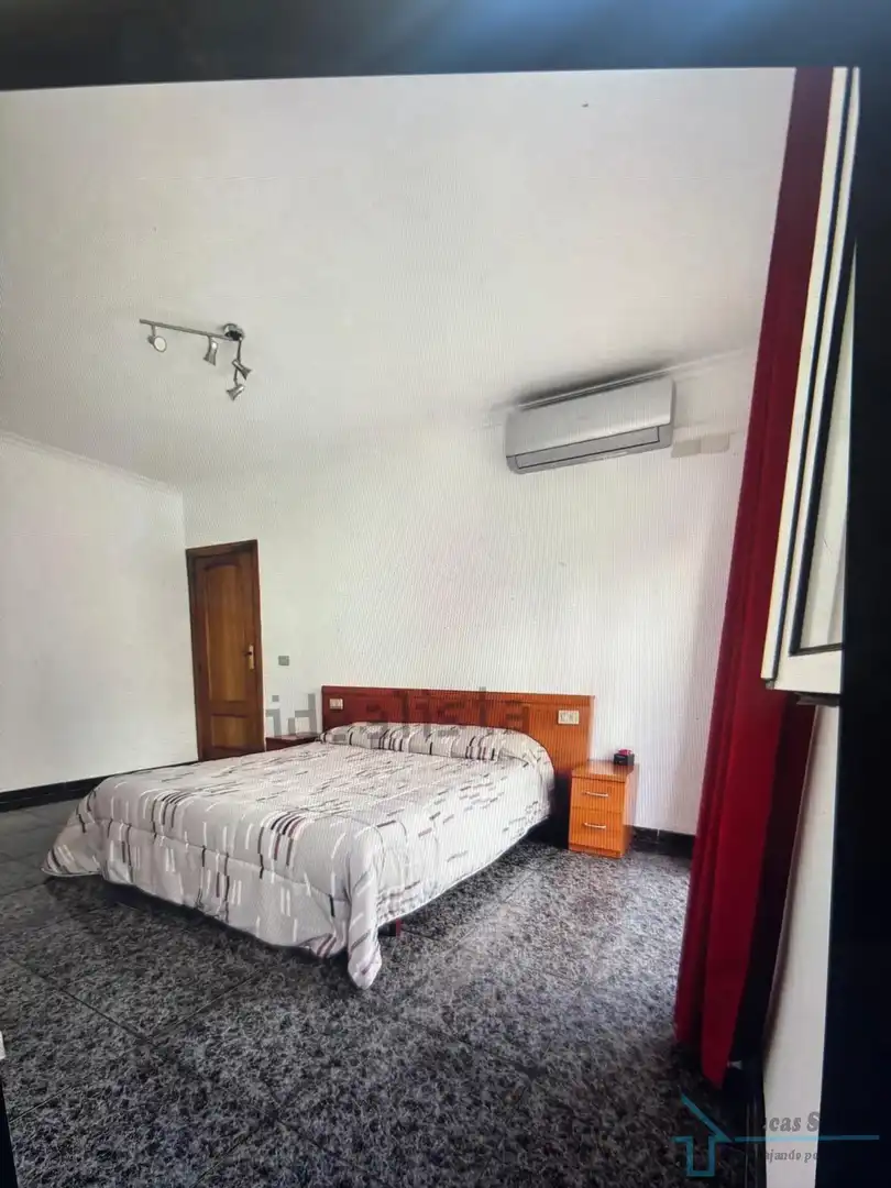 Bedroom of Houses for sale in Castellón de la Plana / Castelló de la Plana  with Air Conditioner, Terrace and Furnished