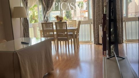 Foto 2 de Apartament en venda a Calle Playa, Playamar - Benyamina, Torremolinos