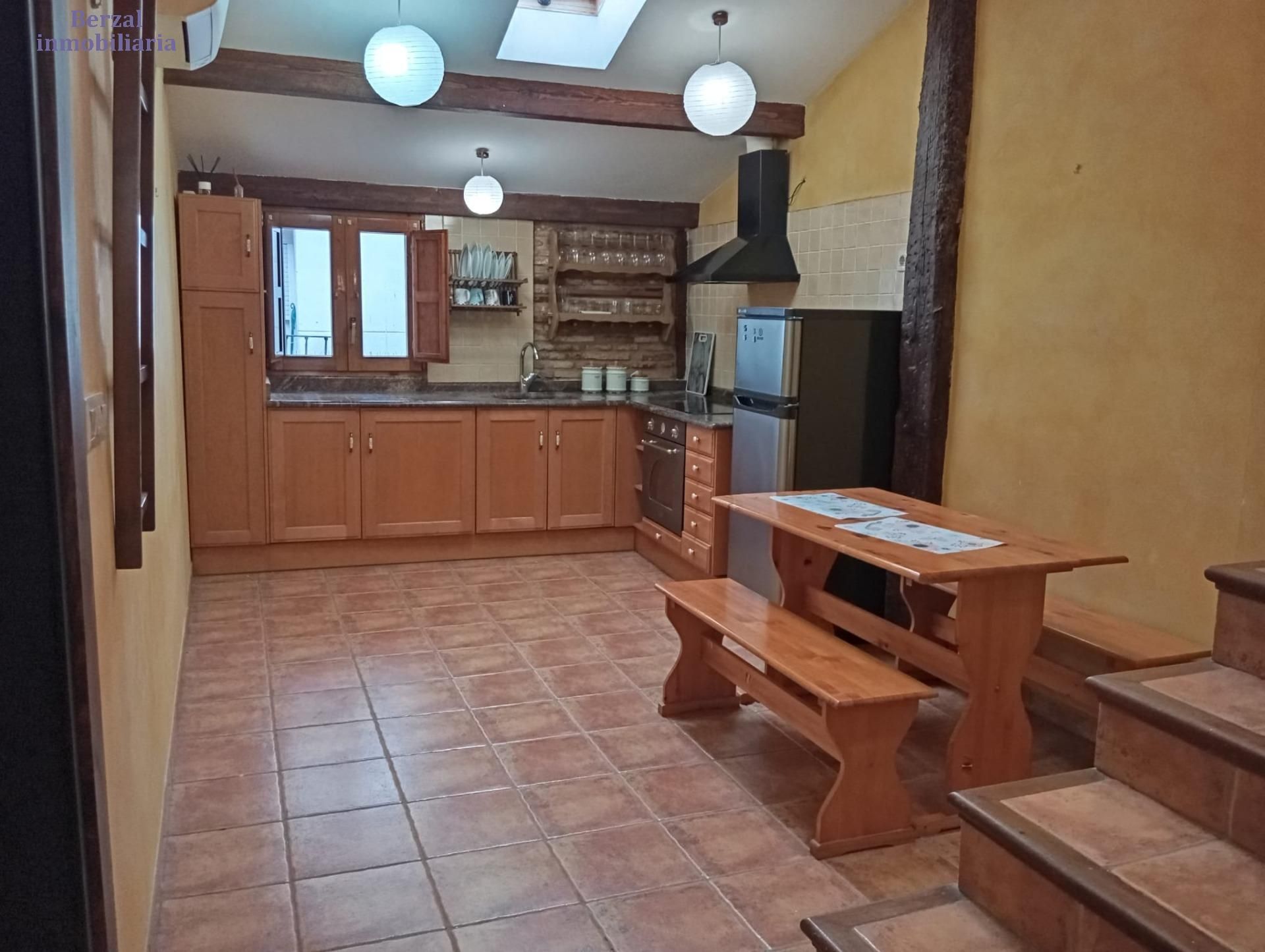 Cocina de Dúplex en venta en  Logroño con Terraza y Amueblado