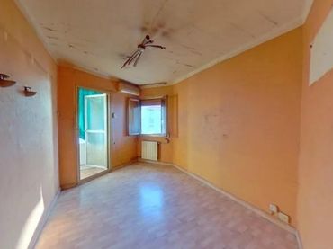 Piso con jardín en venta en Cornellà de Llobregat - Calle DE L´ARÇ