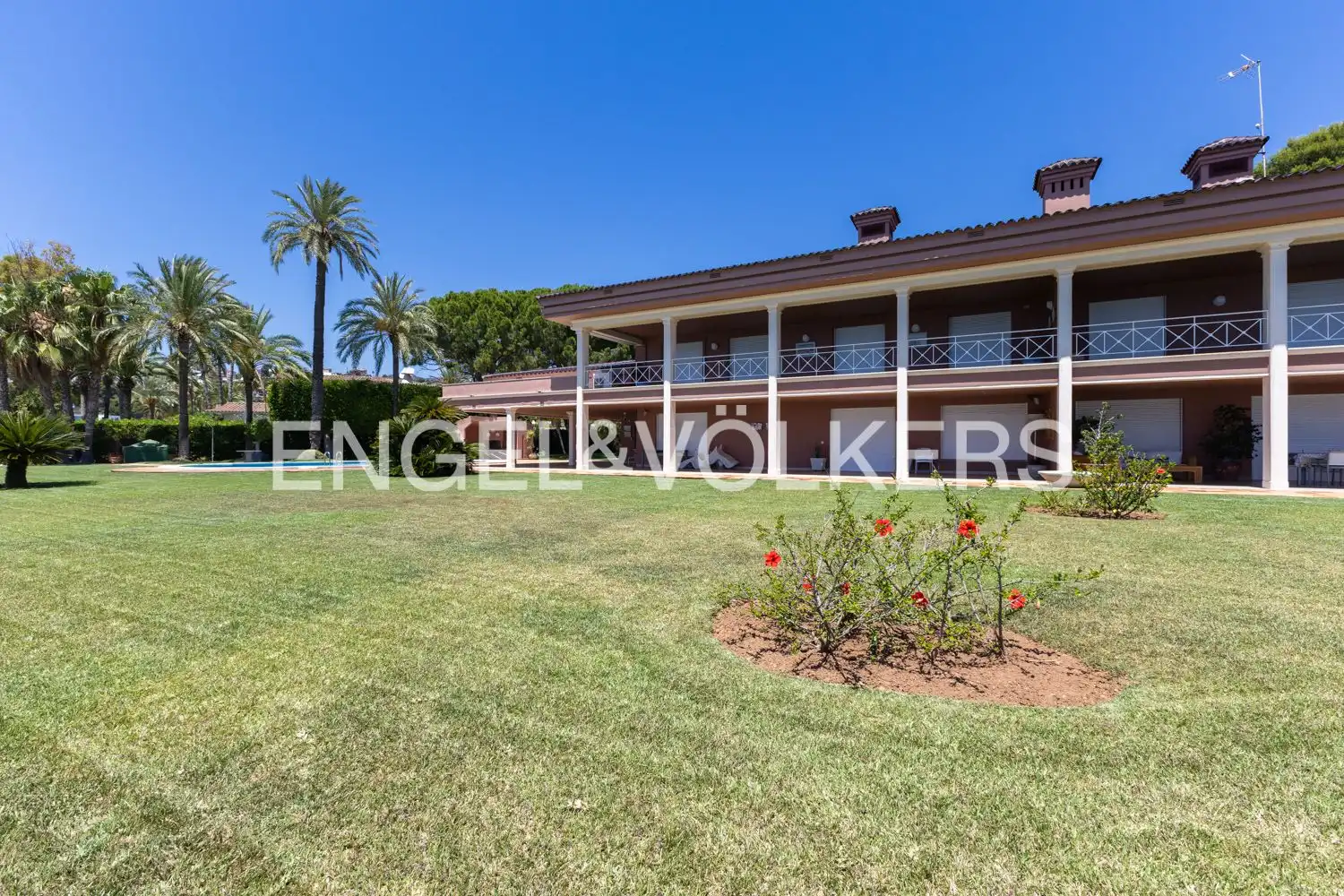 Vista exterior de Casa adosada de lloguer en Oropesa del Mar / Orpesa amb Aire condicionat, Calefacció i Jardí privat
