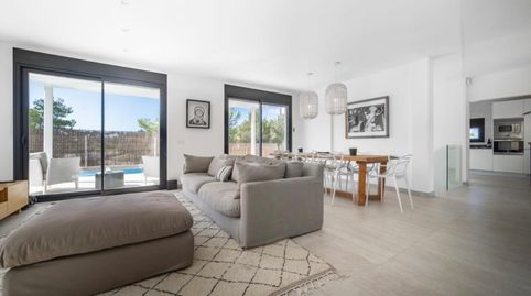 Hermosa villa de 4 habitaciones cerca de Talamanca Beach en Ibiza