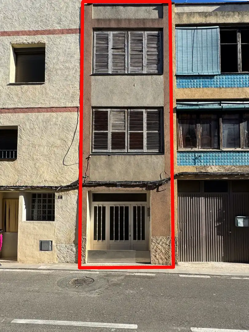 Vista exterior de Casa o xalet en venda en Maella amb Moblat, Forn i Rentadora