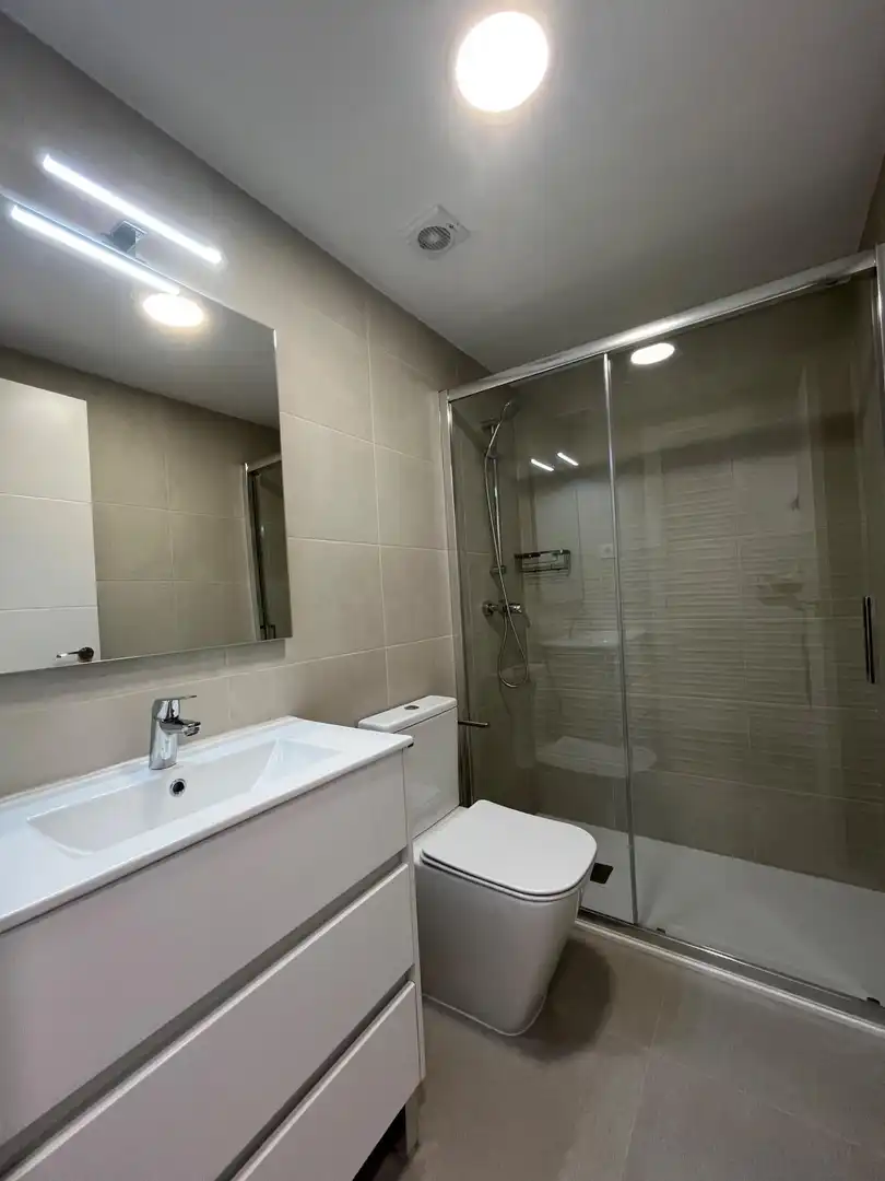 Badezimmer von Wohnung zur untervermieten in Madrid mit Heizung
