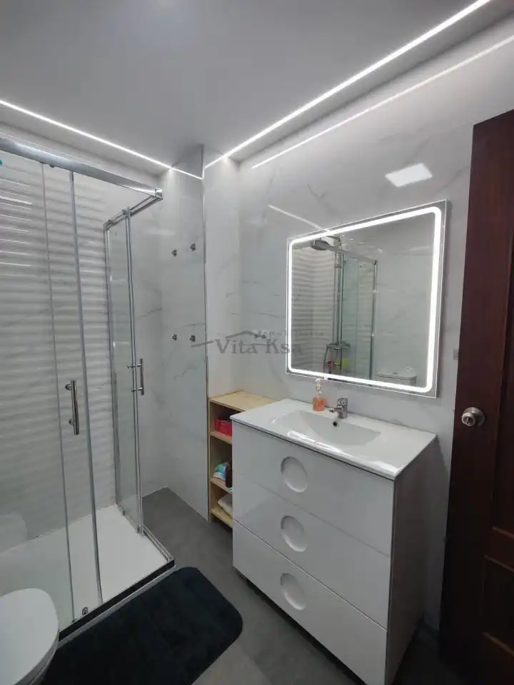 Bathroom of Flat for sale in Ourense Capital   with Heating, Storage room and Balcony