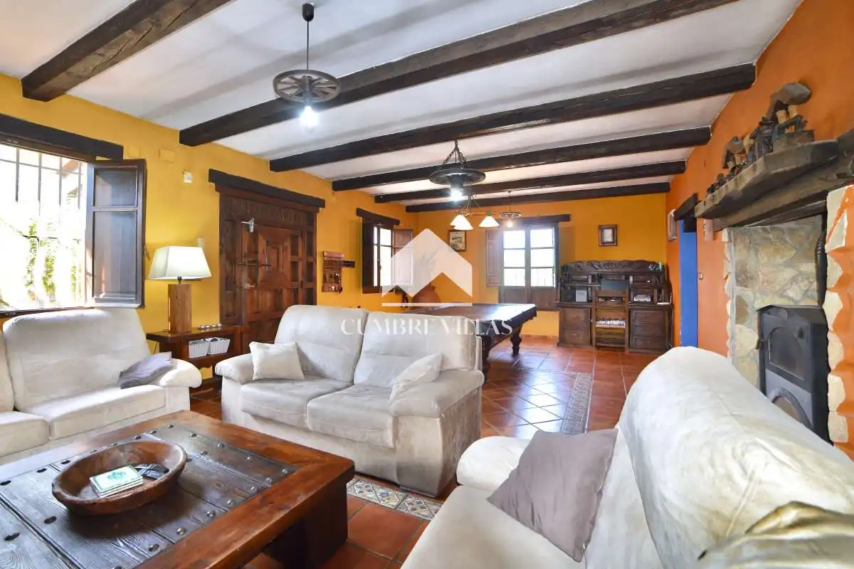 Wohnzimmer von Country house zum Verkauf in Torrenueva Costa mit Privatgarten, Terrasse und Abstellraum