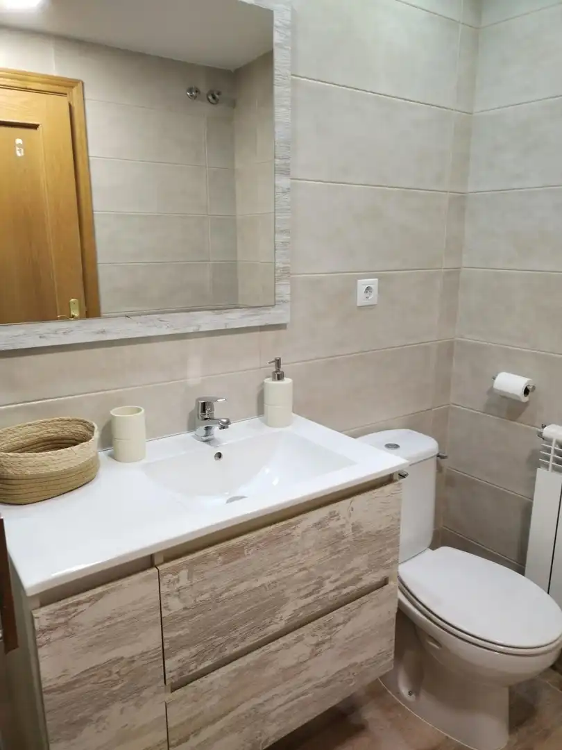 Bathroom of Flat for rent in Arganda del Rey  with Air Conditioner, Heating and Private garden