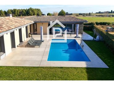 Casa con piscina in vendita a Mas Frigol