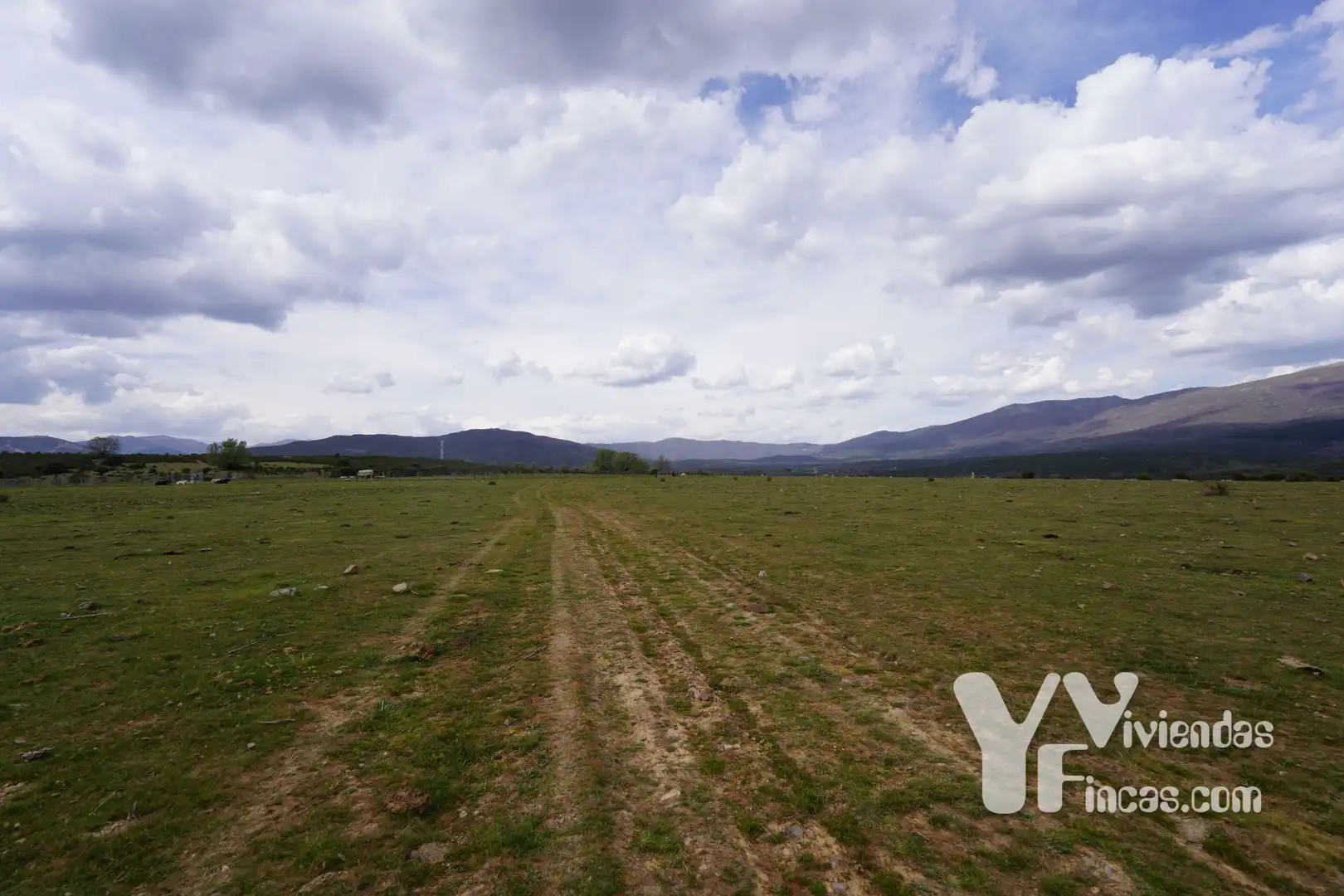 Terreno rústico en venta en Campillo de Ranas