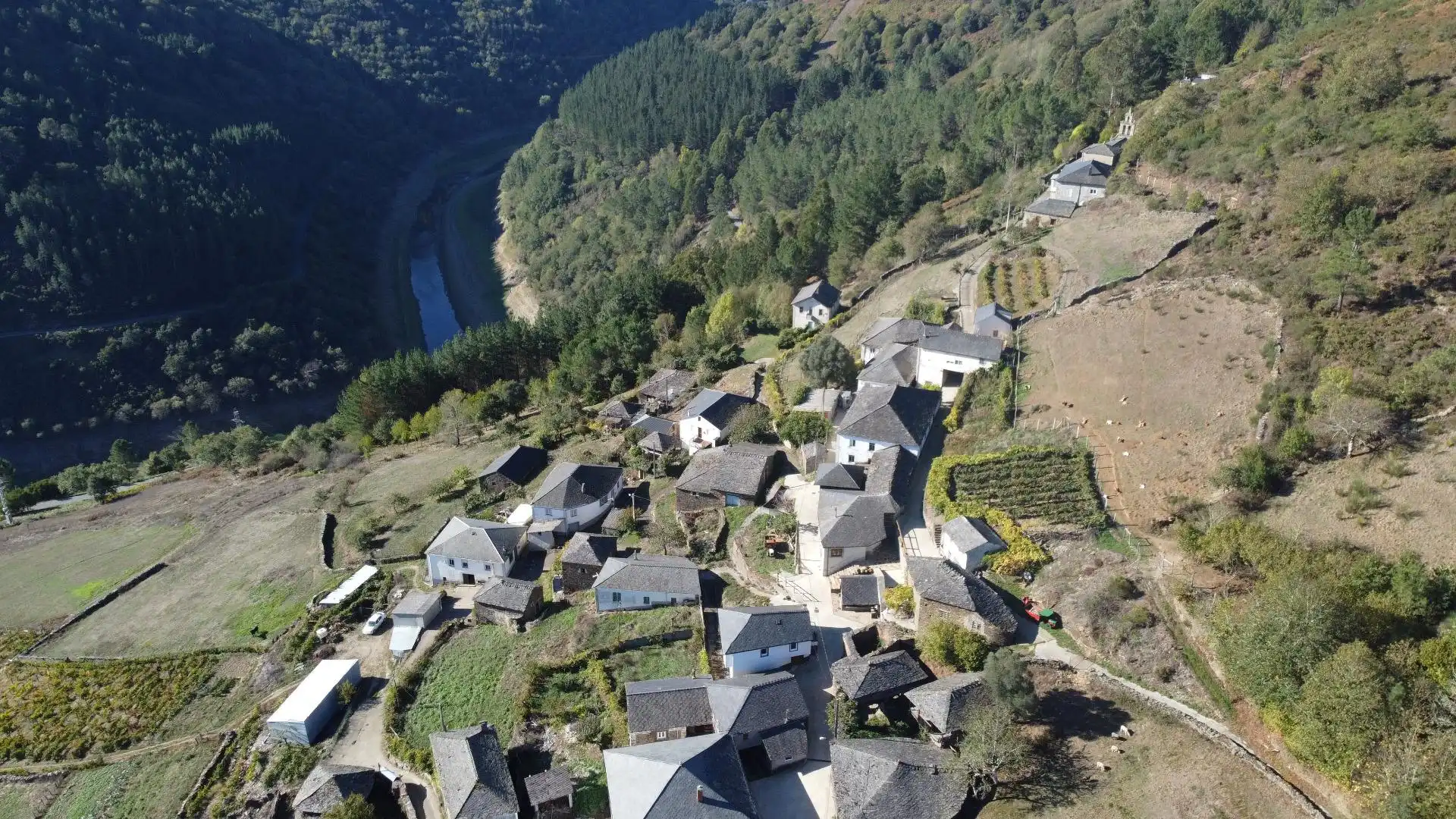 Vista exterior de Finca rústica en venda en Negueira de Muñiz , Lugo