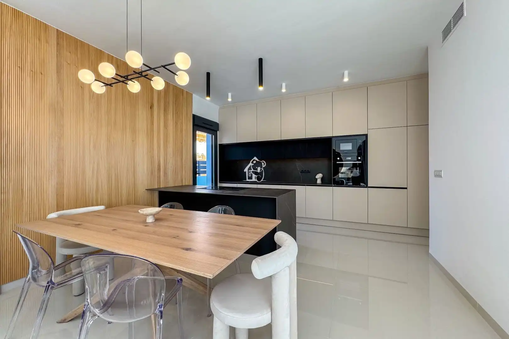 Cocina de Casa o chalet en venta en San Miguel de Salinas con Aire acondicionado, Jardín privado y Terraza