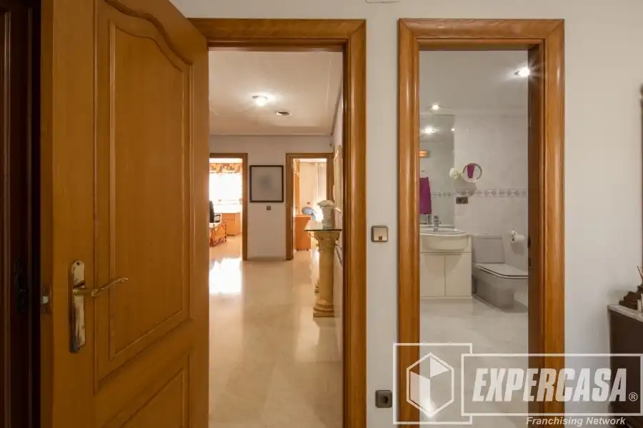 Casa o xalet en venda en Alaquàs amb Aire condicionat, Terrassa i Piscina