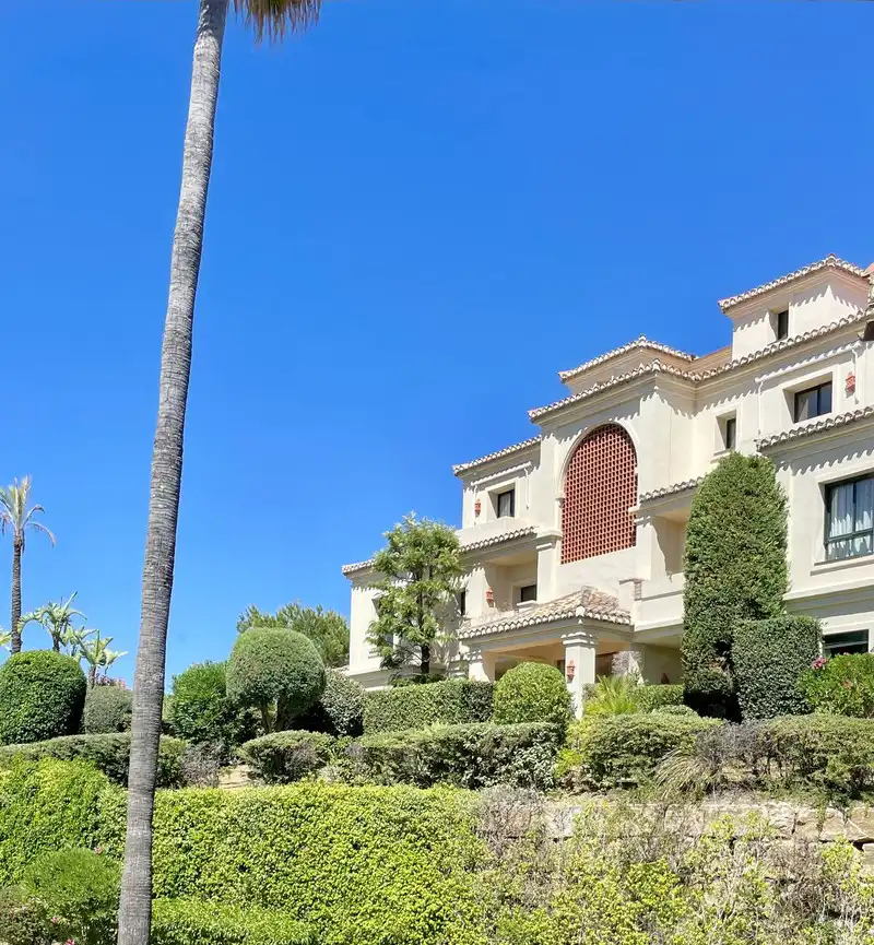 Apartment with pool for sale in Los Arqueros  - Puerto del Almendro