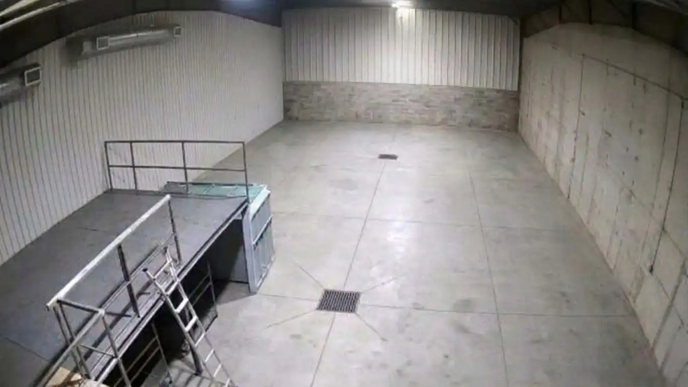 Local en venta en Valdefresno